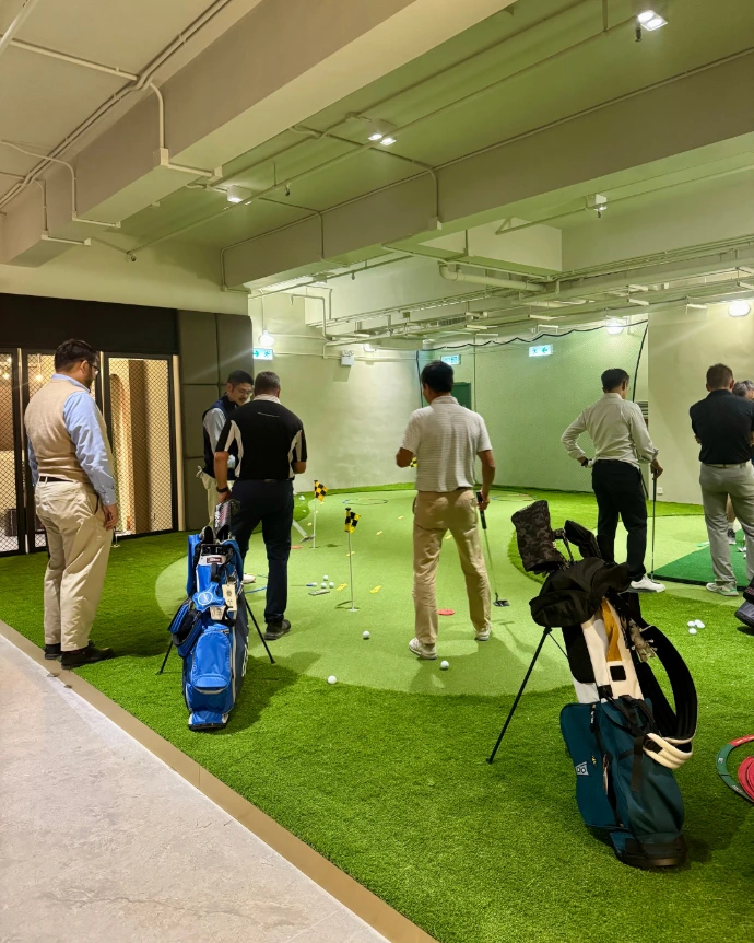 Golf Chipping Green